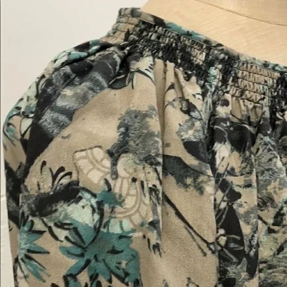 New Kensie Boho Floral Blouse - Picture 5 of 6